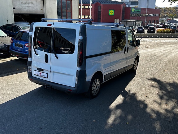 Opel Vivaro 6 of 30
