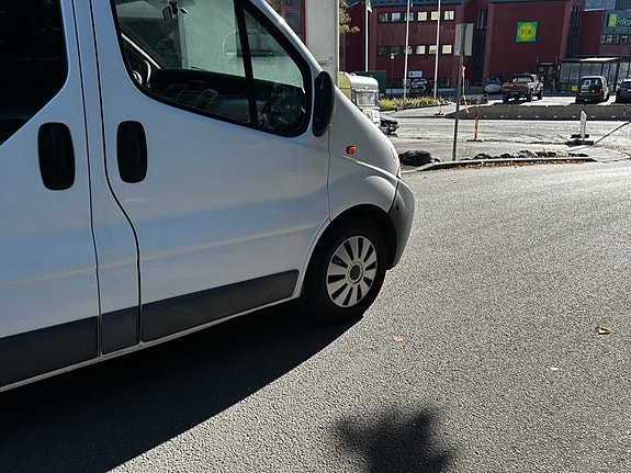 Opel Vivaro 12 of 30