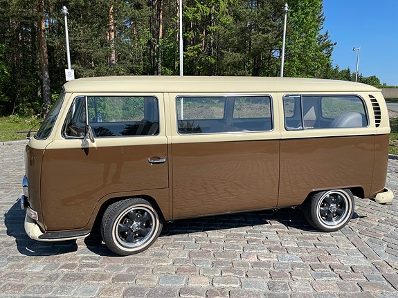 Volkswagen 3 of 10