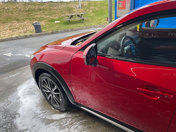 Mazda CX-3 3 of 5