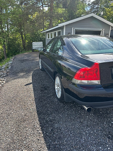 Volvo S60 4 of 8
