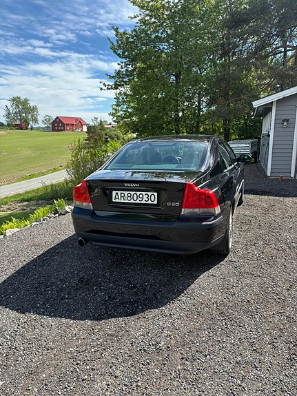 Volvo S60 3 of 8