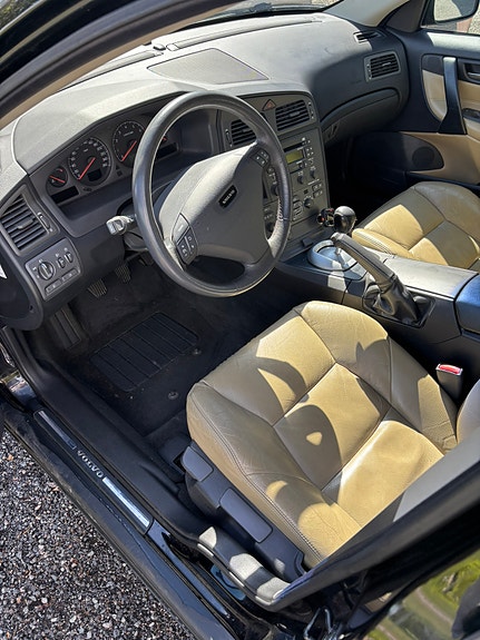 Volvo S60 6 of 8