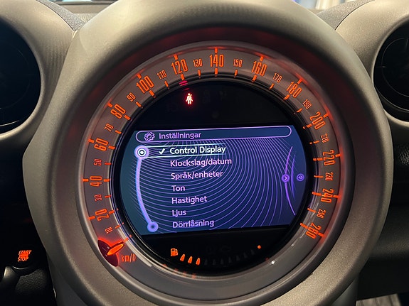 MINI Cooper S 22 of 30