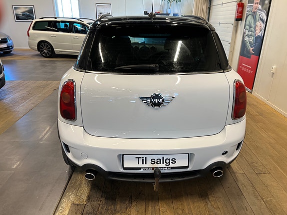 MINI Cooper S 6 of 30