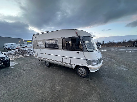 Hymer (Leveres med nyttatt EU-kontroll, olje service, gasstest og fukttest )