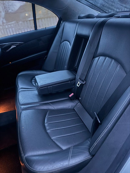 Mercedes-Benz E55 8 of 12