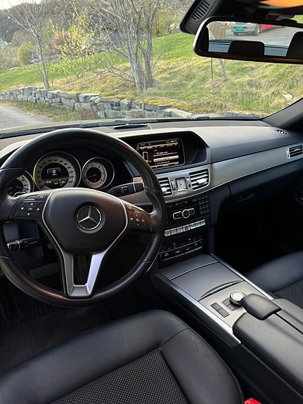 Mercedes-Benz E 250 20 of 23