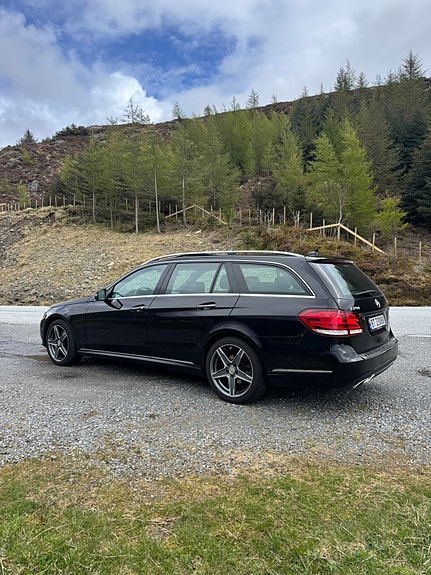 Mercedes-Benz E 250 6 of 23