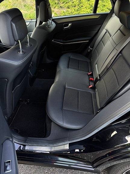 Mercedes-Benz E 250 14 of 23