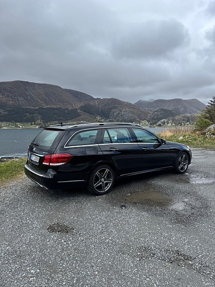 Mercedes-Benz E 250 8 of 23