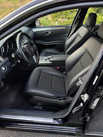 Mercedes-Benz E 250 10 of 23