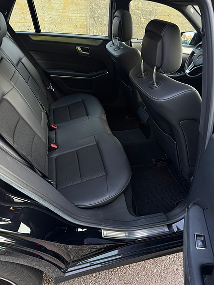 Mercedes-Benz E 250 16 of 23