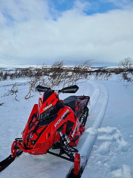 Polaris 850 Switchback Assault Matryx  146 9 of 9