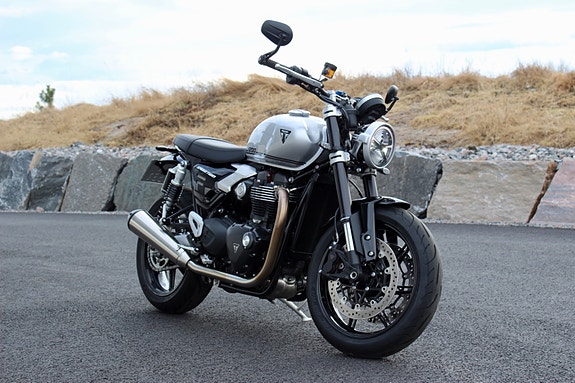 Triumph Speed Twin 1200