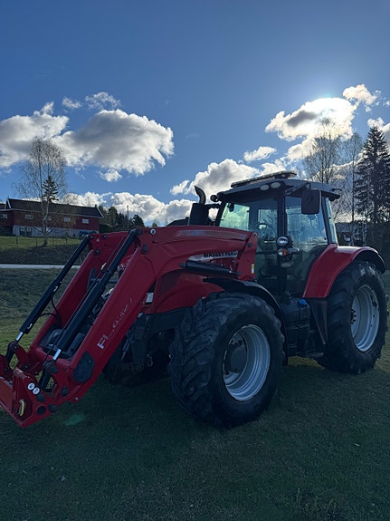 Massey Ferguson 7718 Dyna-6 Exclusive
