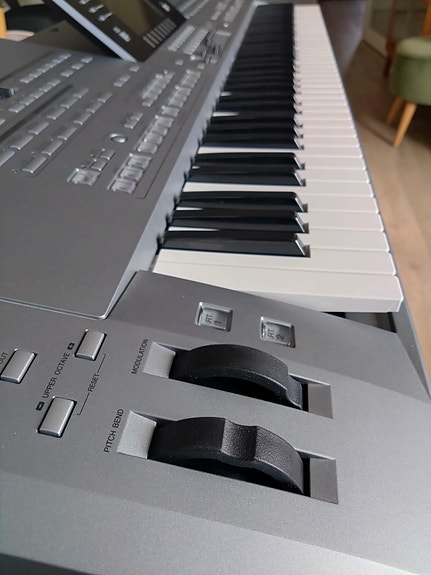 Product image 2 of 9