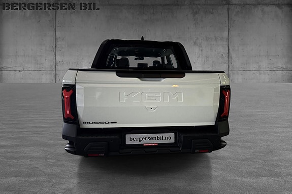 KGM Musso EV 4 of 17