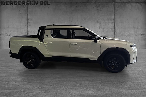 KGM Musso EV 6 of 17