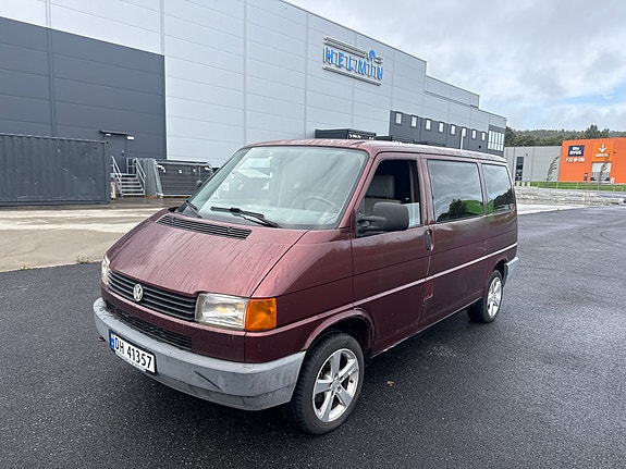 Volkswagen Caravelle 13 of 14