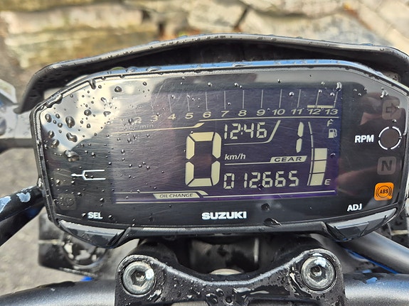 Suzuki GSX-S 125 4 of 7