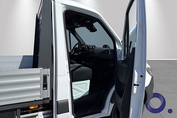 Mercedes-Benz eSprinter 320 3 of 5