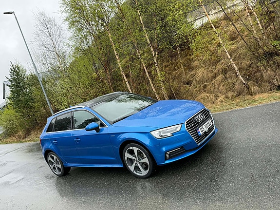 Audi A3 3 of 5
