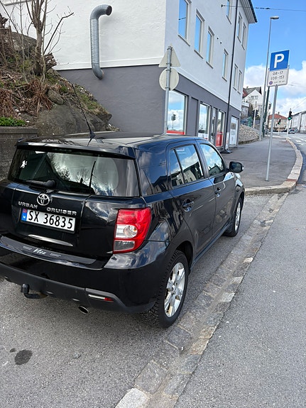 Toyota Urban Cruiser 3 of 5