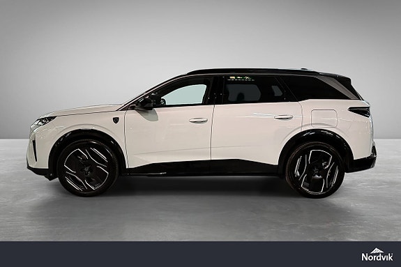 Peugeot e-5008 4 of 30