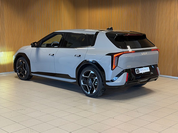 Kia EV4 7 of 30