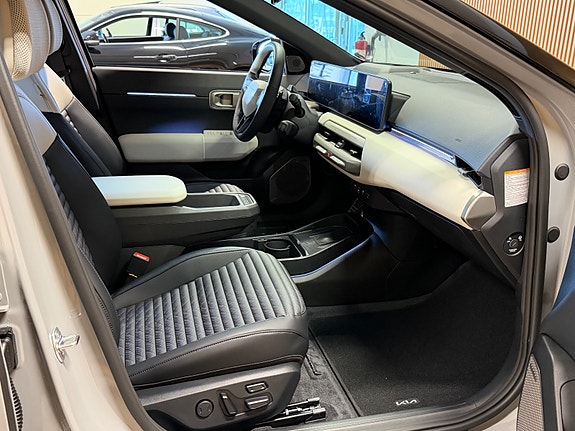 Kia EV4 29 of 30