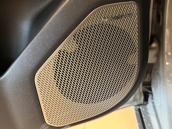 Kia EV4 12 of 30