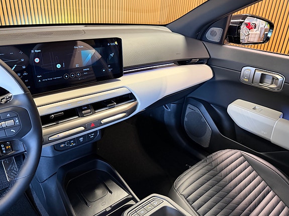 Kia EV4 16 of 25