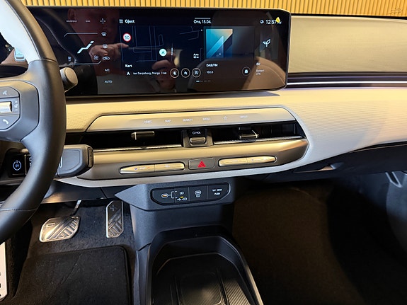 Kia EV4 14 of 25