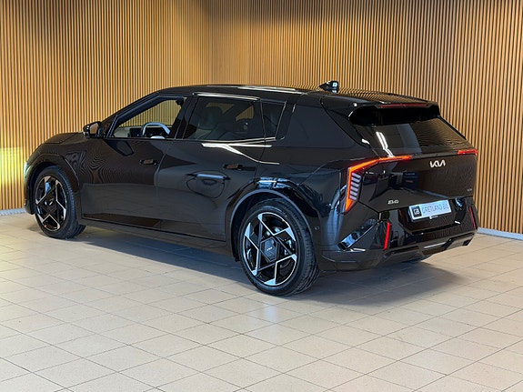 Kia EV4 7 of 25