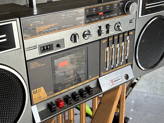 Product image 2 of 7