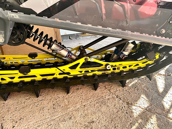 Polaris 850 RMK Khaos Slash 7 of 8