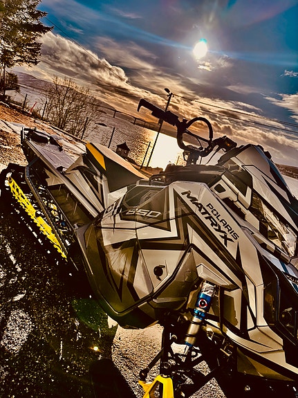 Polaris 850 RMK Khaos Slash 3 of 5