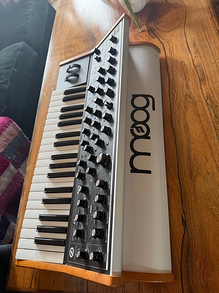Product image 3 of 10