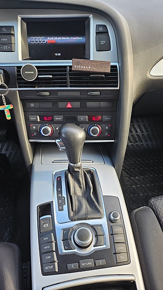 Audi A6 15 of 18