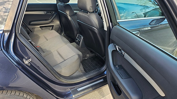 Audi A6 9 of 18