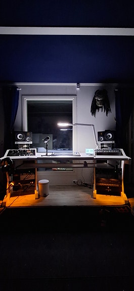 Product image 6 of 7
