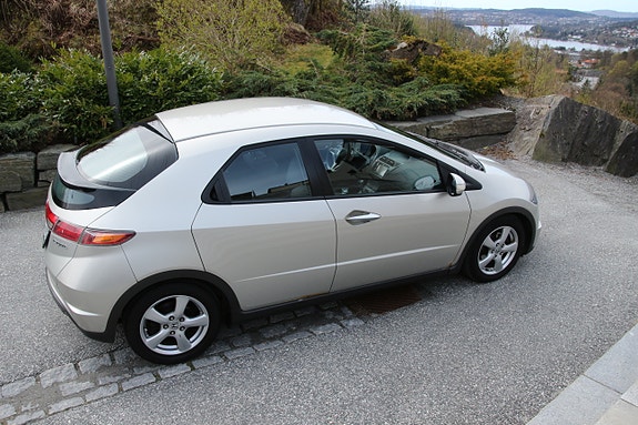 Honda Civic 2 of 5
