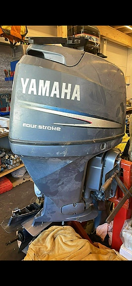 Rep.objekt – Yamaha F100 og Yamaha F80 selges samlet