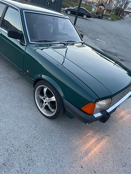 Ford Granada 5 of 12