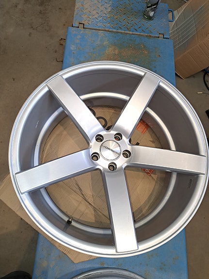 Product image 2 of 8