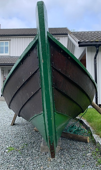 Robåt 10 of 12