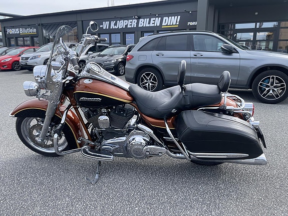 Harley-Davidson FLHRSE 4 105-års Jubileum Road King CVO Screaming Eagle