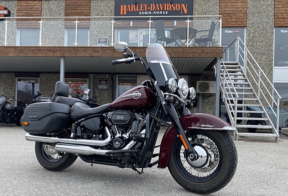 Harley-Davidson FLHCS Heritage Classic 114"