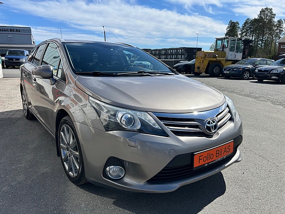 Toyota Avensis 5 of 5